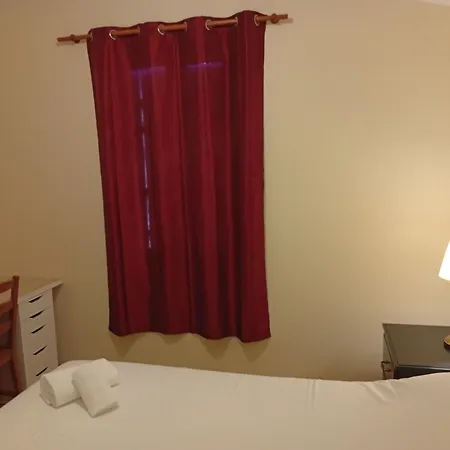 Dans Un De Chateau De L'estang *