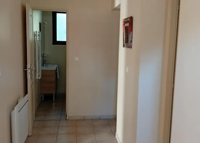 Dans Un De Château De L'estang