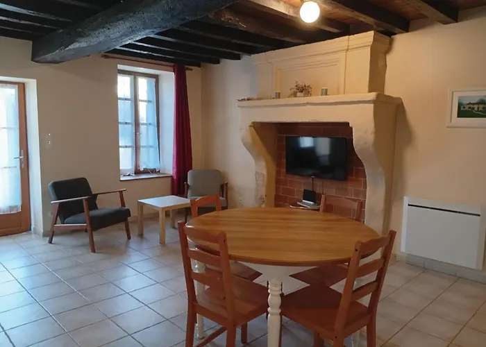 Dans Un De Château De L'estang *